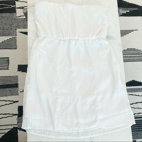 Volcom strapless white dress - Picture 1 of 8